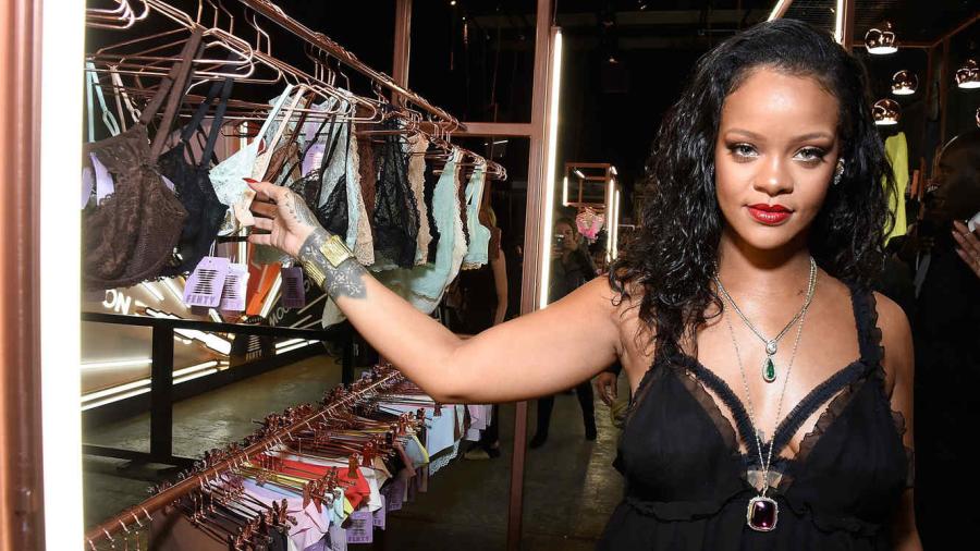 Rihanna presentará desfile de lencería a traves de Amazón Prime