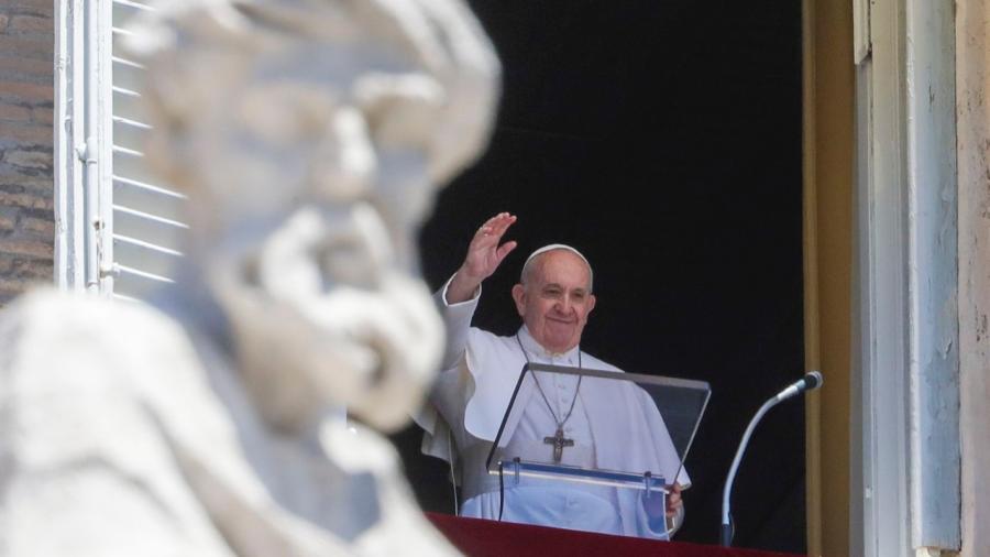 El papa Francisco reza por México tras el fuerte sismo