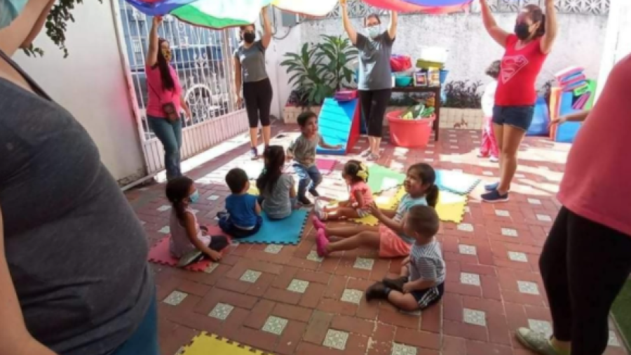 Invitan a estimular sentidos de los niños para contrarrestar efectos del confinamiento