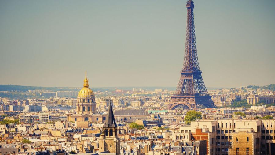 Tras atentados pierde París millón y medio de turistas en 2016 