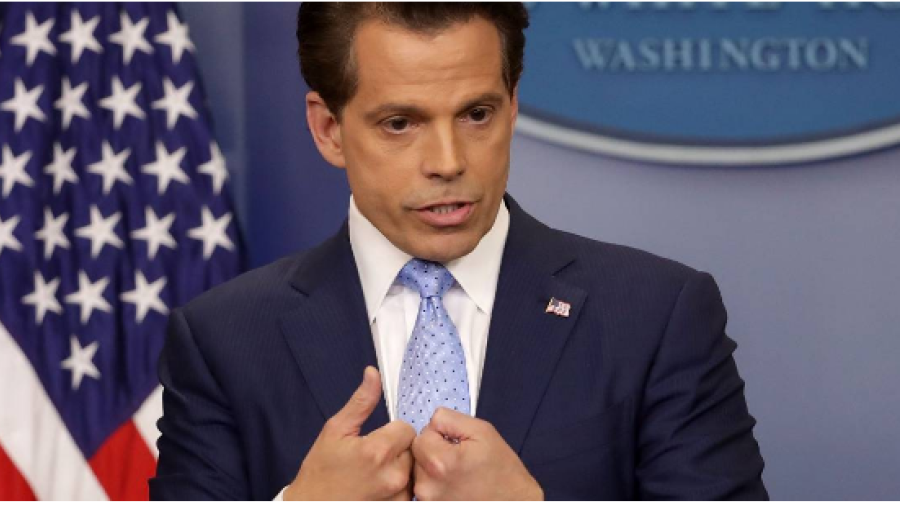 Priebus es el filtrador de información: Scaramucci