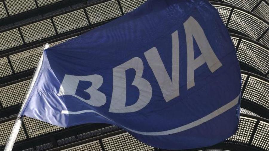 BBVA reta a Trump con inversión millonaria en México