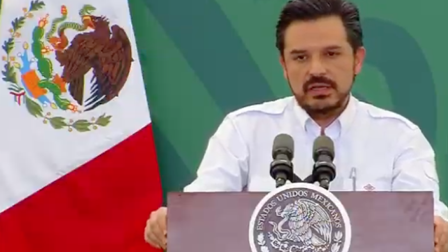 Zoé Robledo, satisfecho con quedarse en el IMSS; buscaría gubernatura después