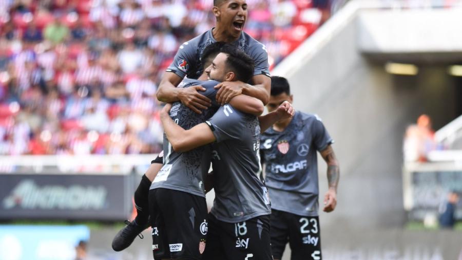 Necaxa vence a Guadalajara 2-1 en la Liga MX