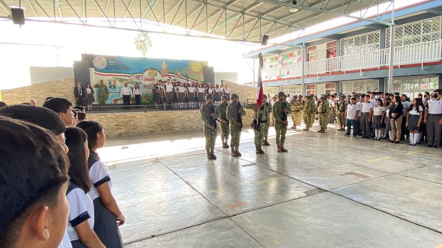 Fortalece SEDENA valores cívicos y patrióticos en escuelas