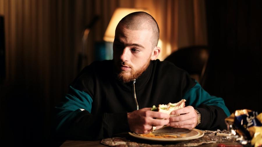 Joven descubre que Fezco de ‘Euphoria’ fue su mesero 