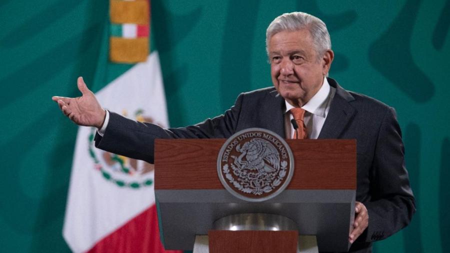 Anuncia AMLO creación de programa de bachilleratos técnicos deportivos