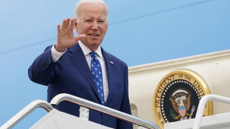 Biden afirma que Estados Unidos permitirá la entrada mensual de 30,000 migrantes
