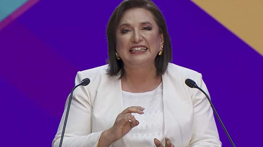 Xóchitl Gálvez pide al INE cancelar “Las Mañaneras” de AMLO