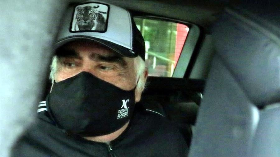 Vicente Fernández sale del hospital tras ser internado