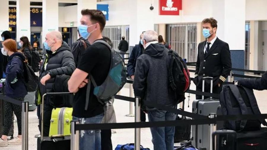 Reino Unido impone cuarentena a viajeros internacionales que visiten el país