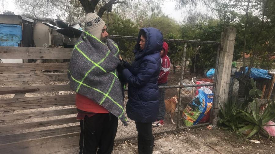 Entrega Gobierno de Tamaulipas cobertores a familias
