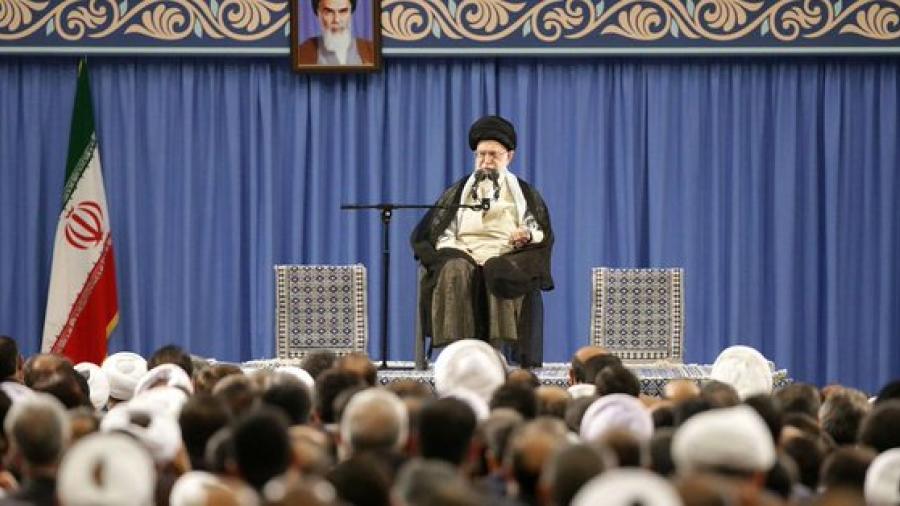 Jameneí advierte que Irán vengará el asesinato del general Soleimani