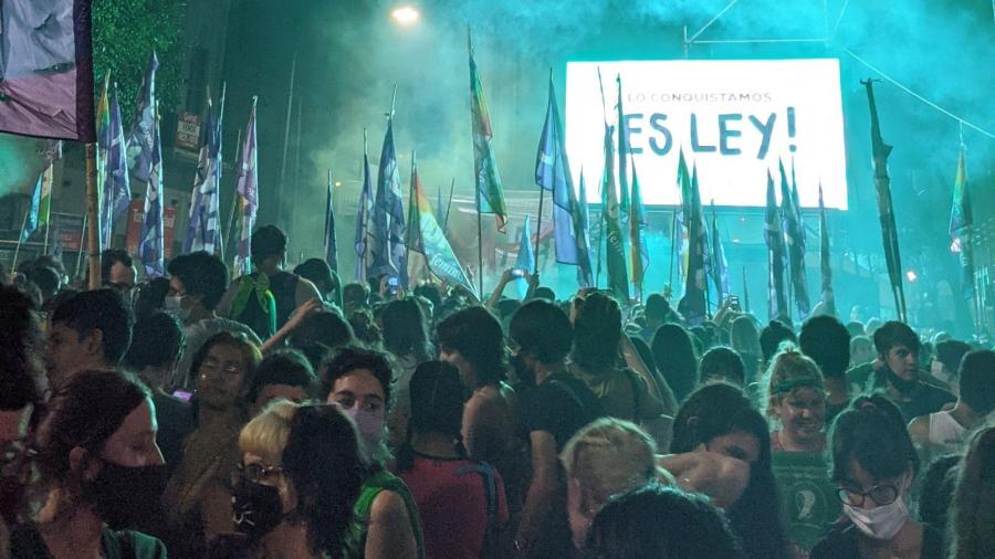 ¡Ya es ley! Argentina legaliza el aborto hasta las 14 semanas de gestación