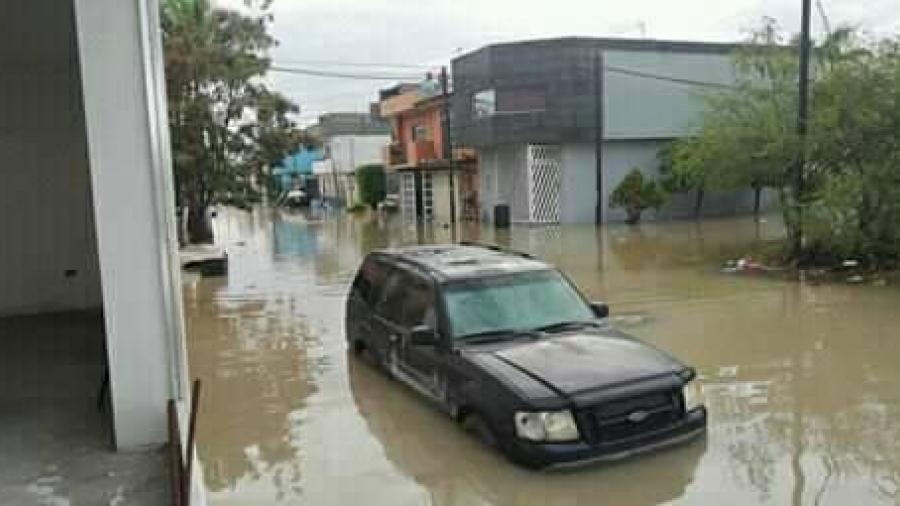 Permanecen inundadas 56 colonias en Reynosa 