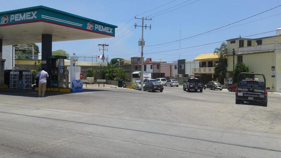 Policía Investigador que pretendía llevarse a su hijo a punta de pistola, causa terror