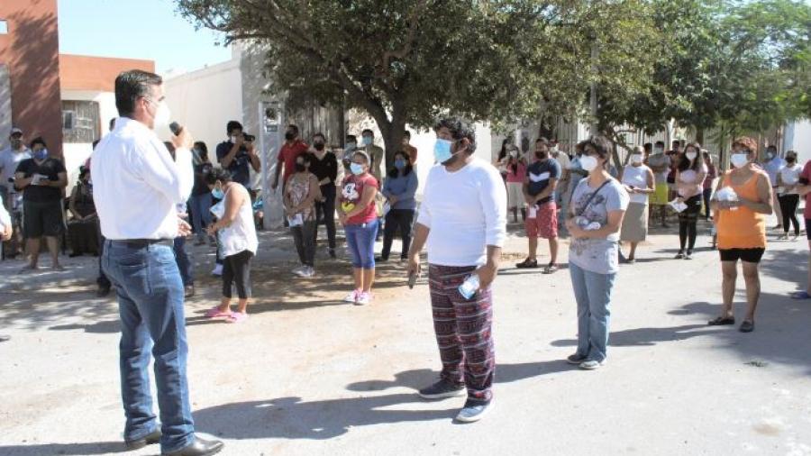 Lleva COMAPA jornada de contratación a Fraccionamiento Ventura