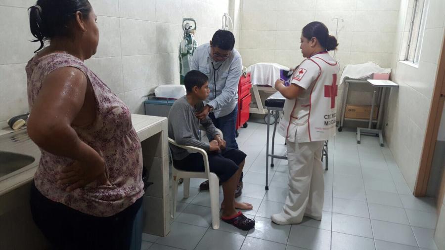 Hijo se lanza a canal para salvar a su madre y no lo logr&oacute; 