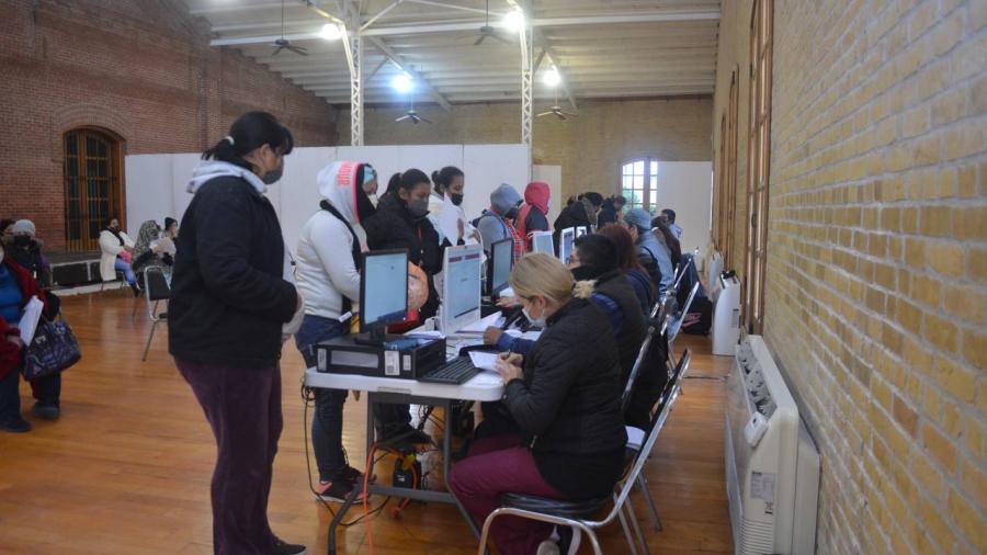 Iniciar&aacute; registro para primera dosis de vacuna COVID-19 a j&oacute;venes de 12 a 17 a&ntilde;os y refuerzos para adultos