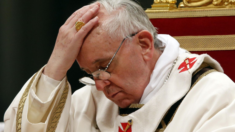 Papa Francisco admite equivocaciones y pide perdón por abusos en Chile