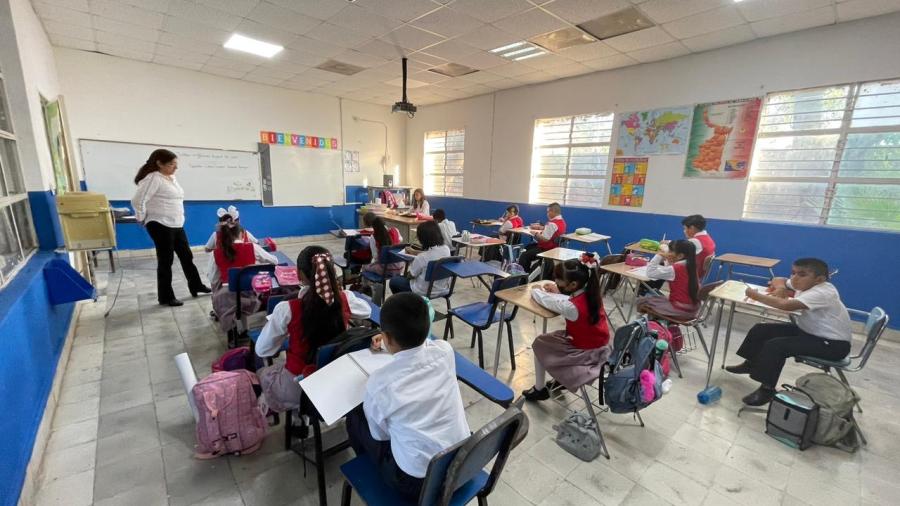 Analizan reponer clases de manera virtual
