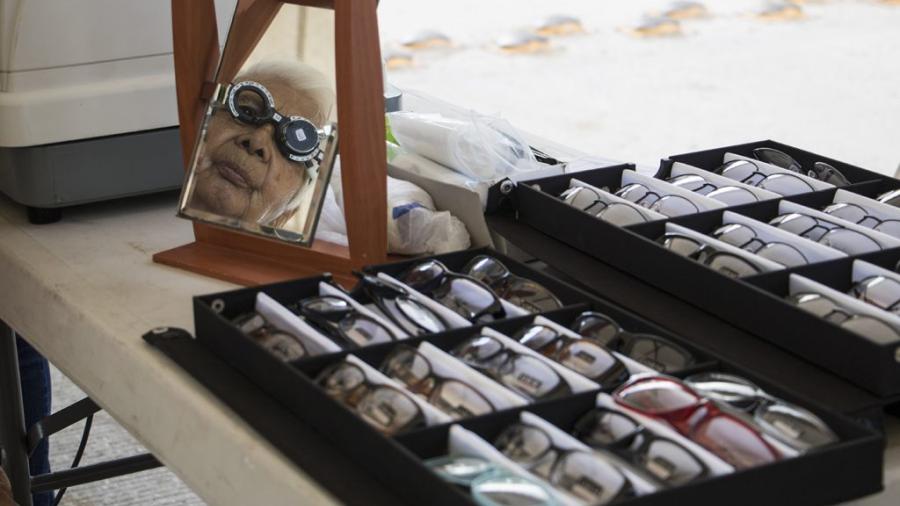 Brinda servicios médicos en colonia Héroe de Nacozari