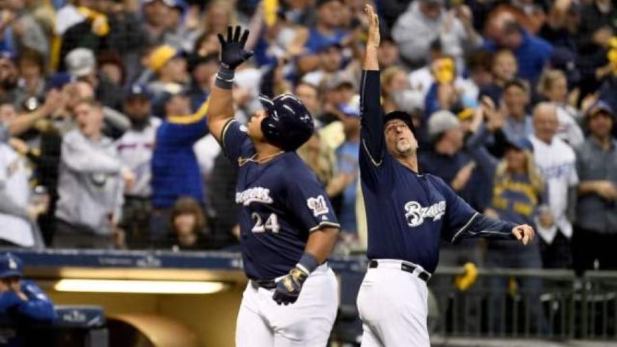 Cerveceros vence 6-5 a Dodgers y toma ventaja título Liga Nacional