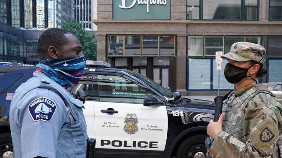 Estados Unidos abre investigación sobre prácticas policiales en Minneapolis
