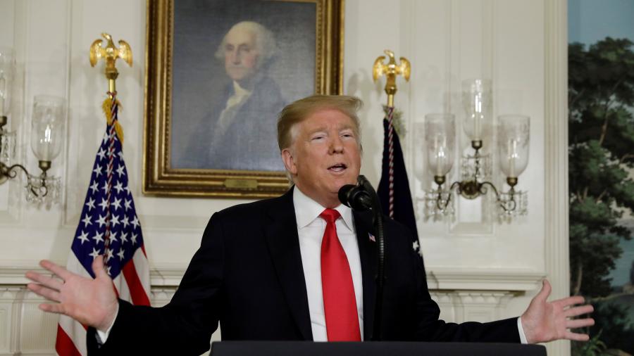 Corte Suprema respalda veto de Trump