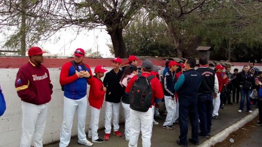 Treviño Kelly vuelve con amistoso