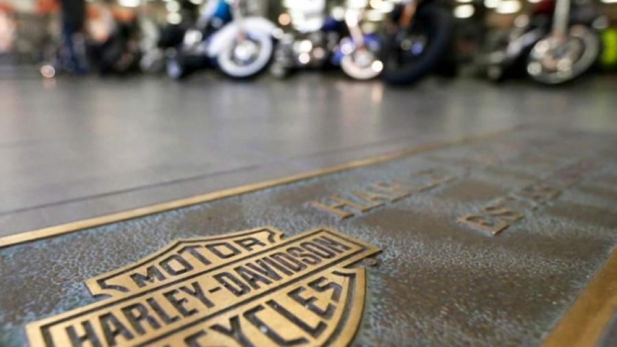 Harley-Davidson muda parte de su producción al extranjero