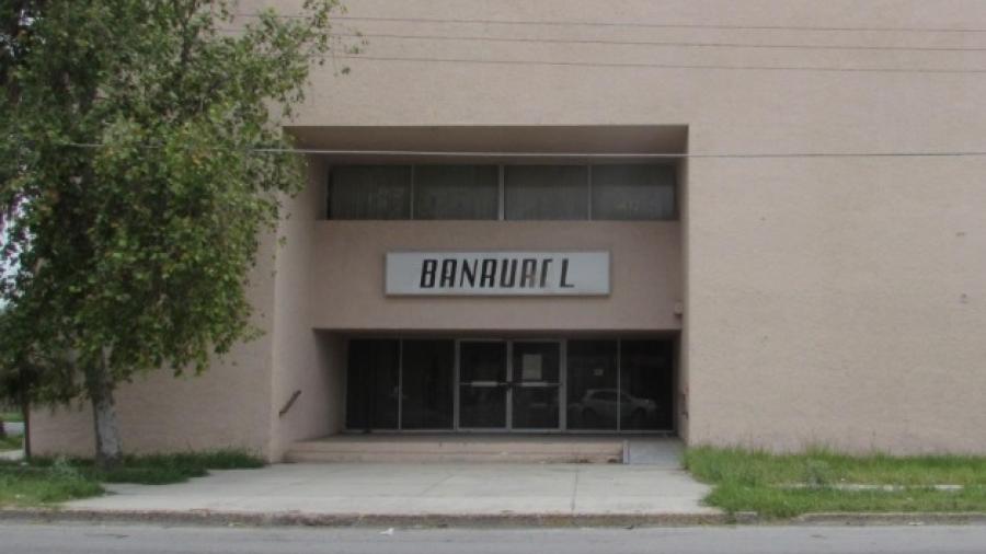 antiguo edificio del Banrural opción para para concentrar oficinas