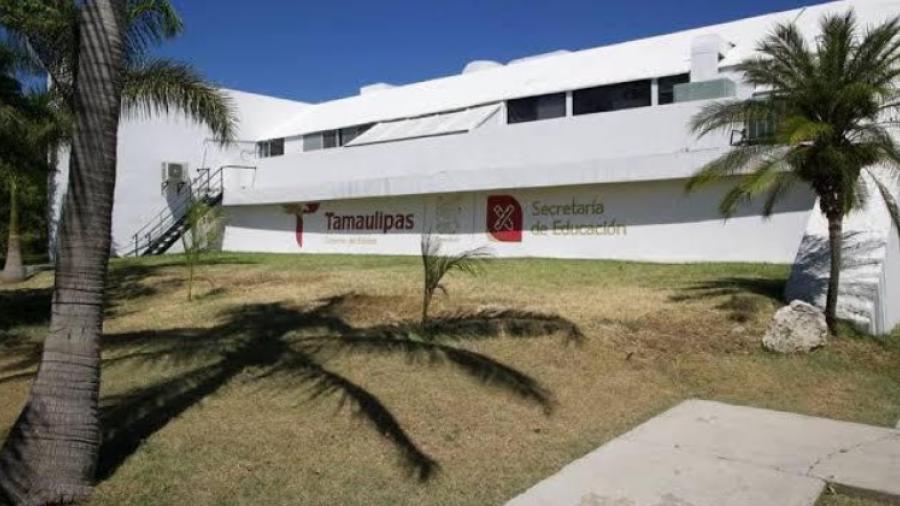 No existe desvío de recursos en becas: SET