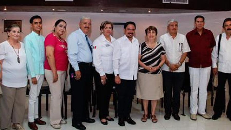 Reconoce Andrés Zorrilla el trabajo de los cronistas de la región