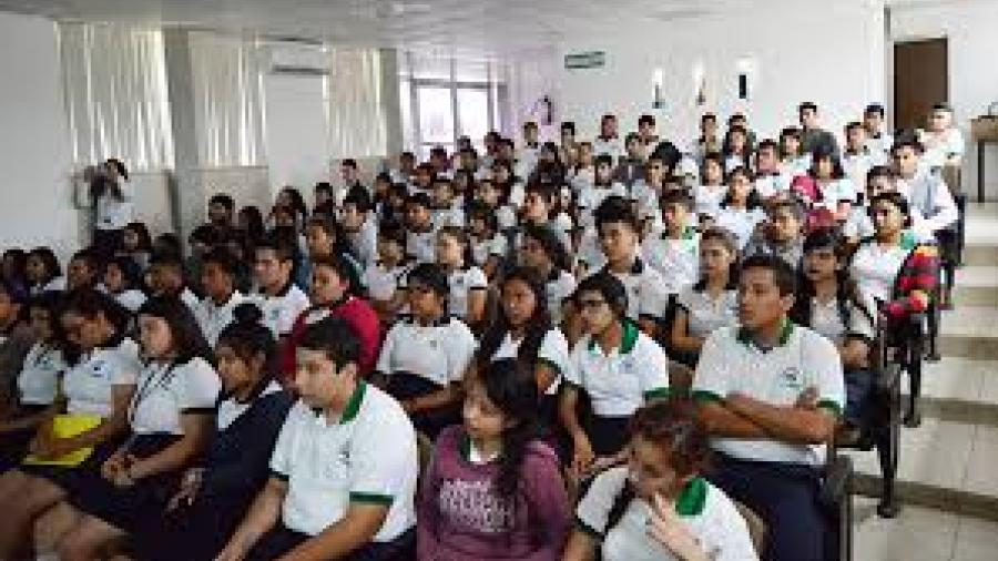 Realizan inscripciones para alumnos de nuevo ingreso al Conalep