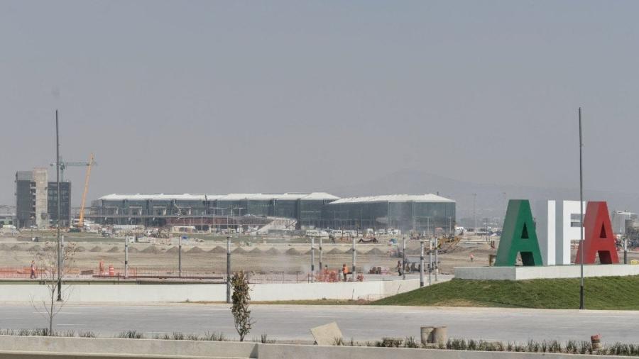 El AIFA ya es el aeropuerto con más vuelos de carga en México: AMLO