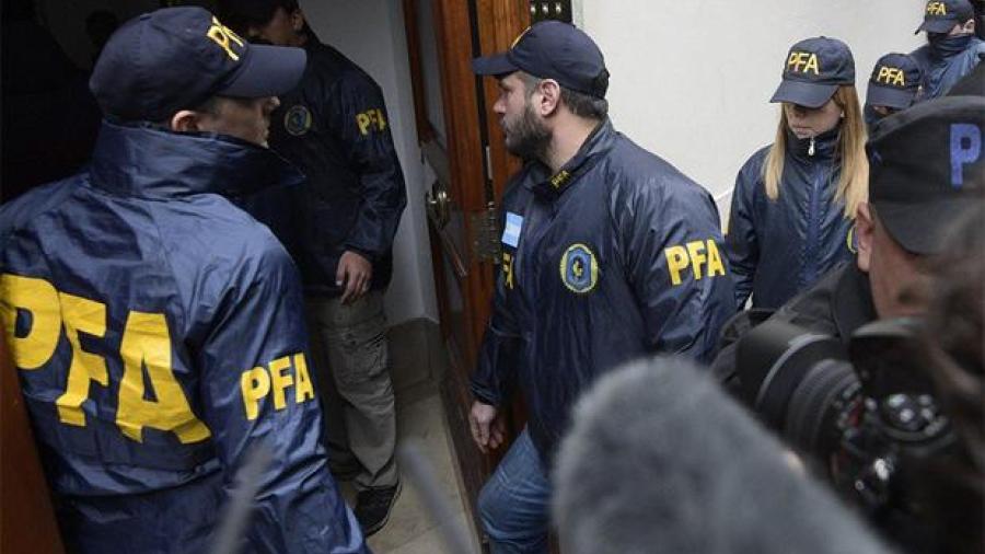 Allanan propiedades de ex presidenta de Argentina 