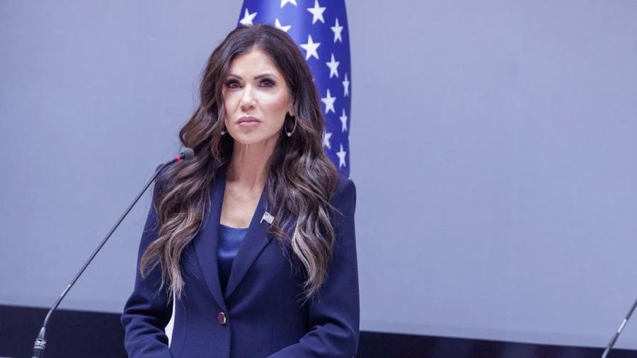 Kristi Noem dice que Maduro &lsquo;tiene que irse&rsquo; en medio de nuevas tensiones entre EU y Venezuela