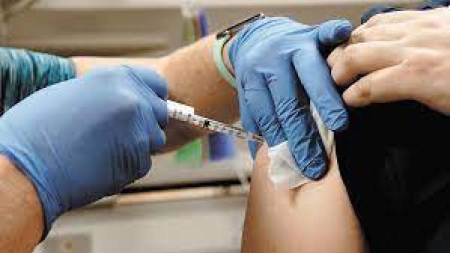 En EU, 5 millones de vacunados no se administran segunda dosis contra Covid-19