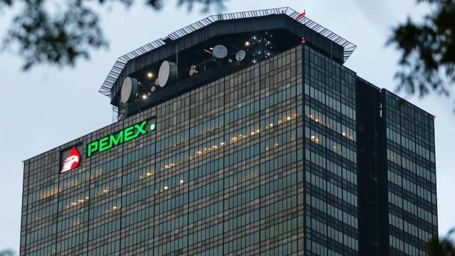 Pemex firma contrato con Lewis Energy