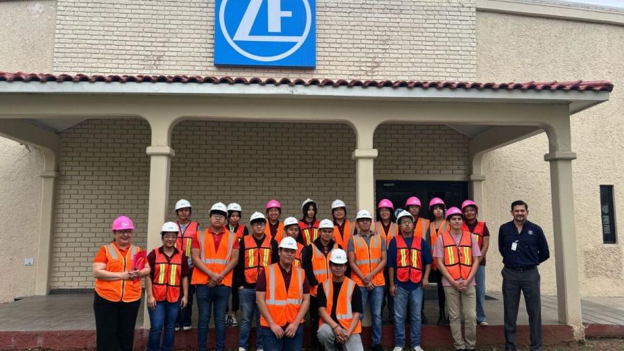 Fortalece UTTN formación profesional con vinculación empresarial