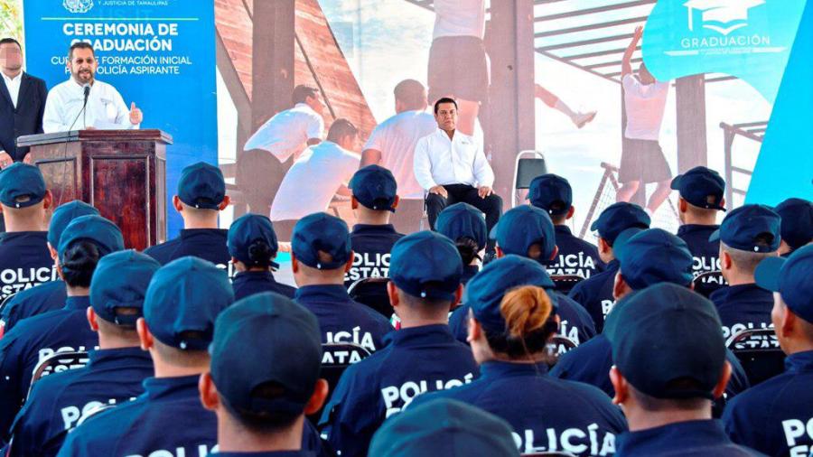 Entrega USJT 124 nuevos policías 