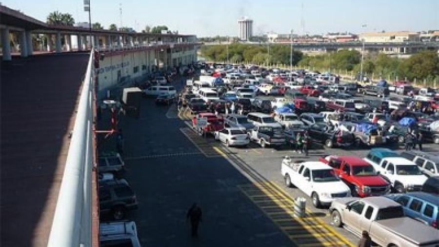 Muere hombre al caerle techo de acero del CITEV en Nuevo Laredo