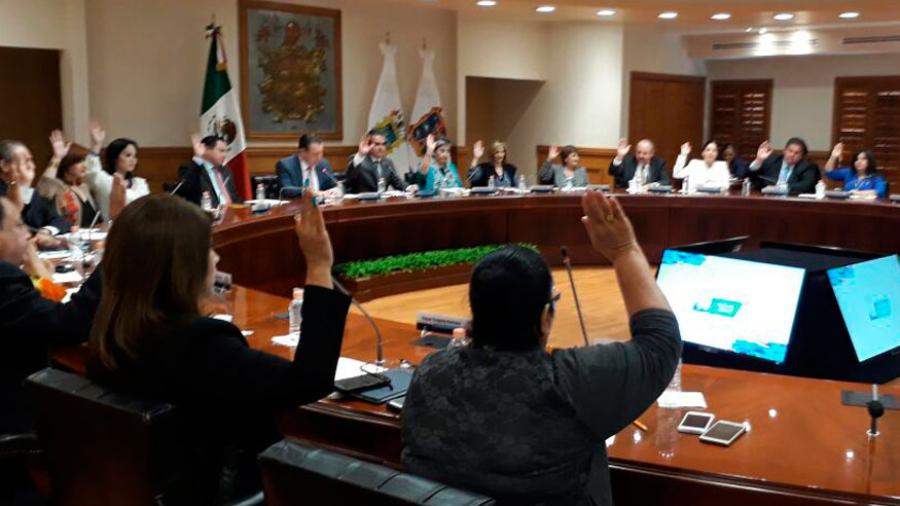 Cabildo aprueba comisión de desarrollo y fortalecimiento municipal