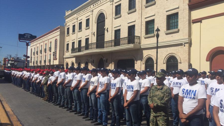 Juran bandera soldados del SMN en Matamoros