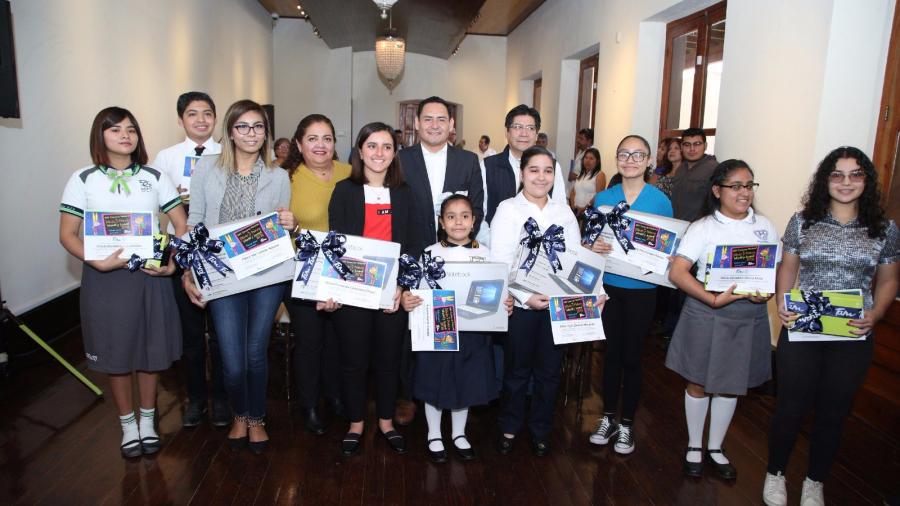 Premia Gobierno de Tamaulipas a ganadores de concurso de dibujo infantil 
