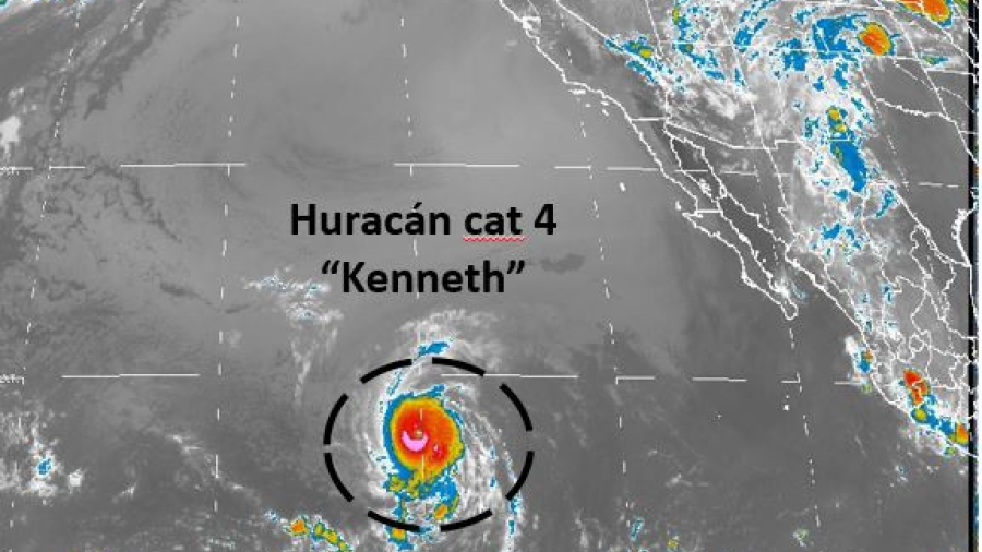 Huracán Kenneth alcanza la categoría 4, sin afectar costas mexicanas
