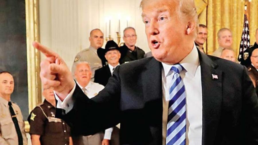 Demócratas aumentan ventaja para elecciones legislativas de noviembre