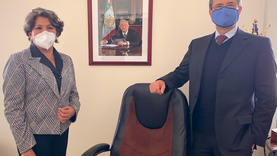 Esteban Moctezuma inicia transición en la SEP con Delfina Gómez