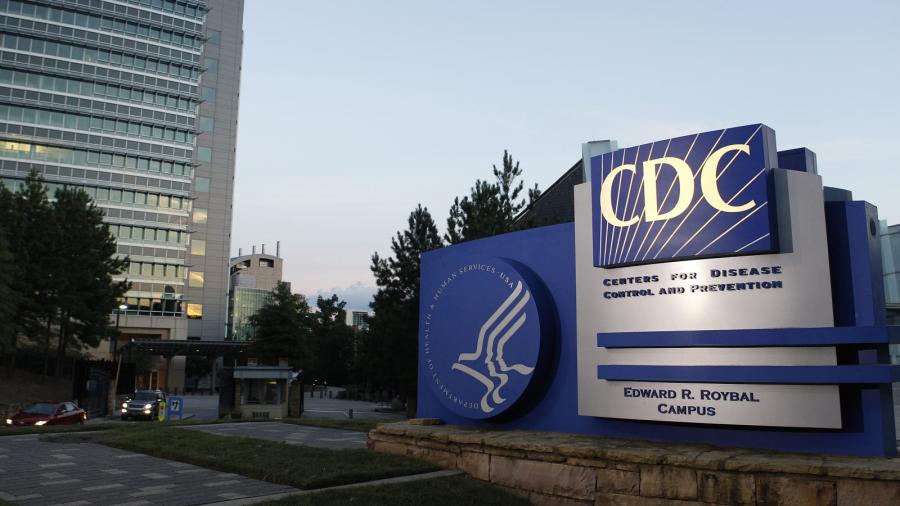 Ex directores de los CDC defienden a Fauci ante comentarios negativos de funcionarios de la Casa Blanca
